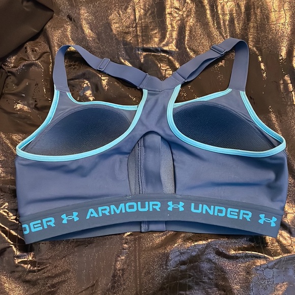 Sold- Under Armour Zip Up compression sports bra - Picture 3 of 5